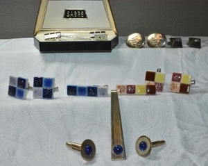lot 245 image: (6) Cufflinks. Includes Sabre in box, enamel plus. Some with matching tie bar.