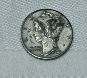 lot 254 image: 1941 Mercury winged dime