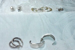 lot 337 image: (5) Sterling Silver earrings. All marked 925.