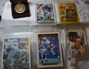lot 27 image: Emmitt Smith Trading cards and Collector Coin