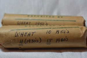lot 38 image: 2 Rolls of Wheat Pennies from 1930s-1950s.