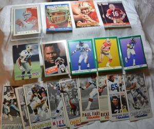 lot 52 image: Misc. NFL Trading cards Joe Montana, Bo Jackson, Charles Haley and more