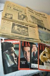 lot 62 image: Presidential and Historical newspapers and magazines from 1963 to 1998 plus mini Statue of Liberty statue