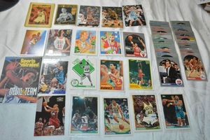 lot 106 image: Basketball trading cards with Larry Bird
