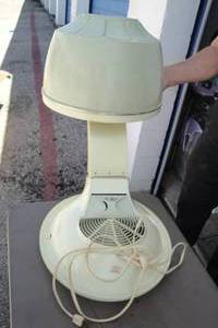 lot 27 image: Vintage-GE Green Portable Mist Super Speed Hood Plug Hair Dryer, Blower Works And Gets Hot. Needs Handle