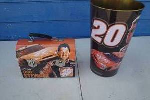 lot 19 image: Nascar-#20-Tony Stewart, Lunch Box And Trash Can-About 12_Tall
