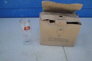 lot 26 image: Set Of 6-Unused Gold Rim Stella Artois Lager Glasses-RC-33cl, Note 6 X Money