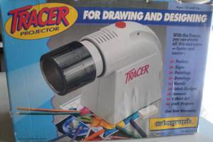lot 87 image: TRACER Projector For Drawing And Design