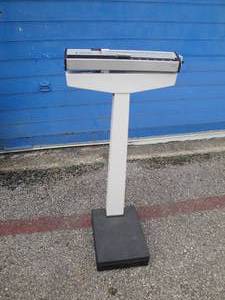 lot 110 image: Health O Meter, Doctors Scale Floating Weight Scales-Works