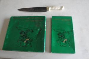 lot 121 image: 2-Sets Of Maxam Knif Sets And 1-Dexter Kitchen Knife