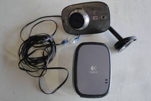 lot 139 image: Logitech Indoor Alert Camera Model LA7001 With Power Supply
