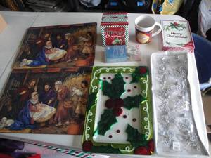 lot 160 image: Mixed Lot Of Christmas Items