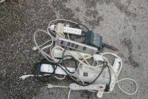 lot 165 image: Lot Of 10-Mixed Surge Protectors, Mixed Brands And Lengths