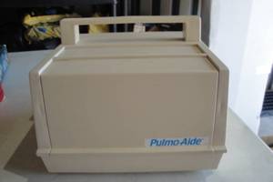 lot 240 image: DeVilbiss Model 5610-D Pulmo Aide Nebulizer Machine, Works, Needs Cleaned