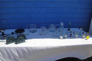 lot 253 image: Mixed Lot Of Kitchen Ware And Shot Glass Collection Starter