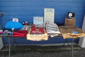 lot 284 image: Lot Of Mixed Misc. Items, See Photos