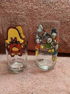 lot 85 image: 2 Vintage Pepsi Glassed--Yosemite Sam and Donald Duck