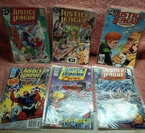 lot 90 image: Selection of 6 Justice League Europe and America Comic Books