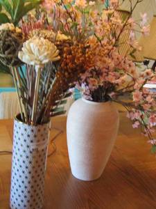 lot 35 image: large floral vases  qty 2