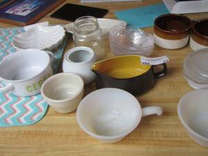 lot 72 image: Fire king handled soup bowls qty 2, shell dish, coffee cups, cereal bowls plus