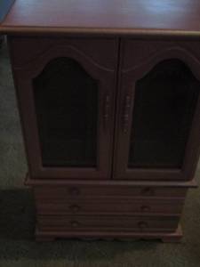 lot 9 image: Pink 3 drawer jewelry box with 2 small side doors- 19126