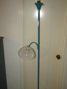 lot 108 image: Turquoise floor lamp missing top shade