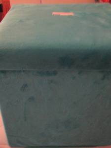 lot 140 image: blue fabric stool with gift bags