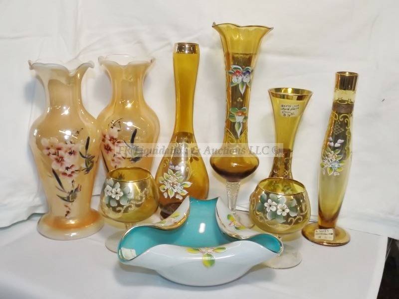 lot 44 image: Bohemian and Czech Hand blown hand painted glass vases