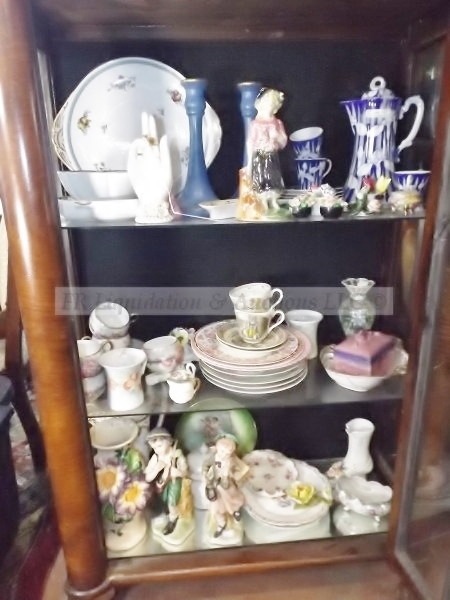 lot 72 image: Various style ceramics