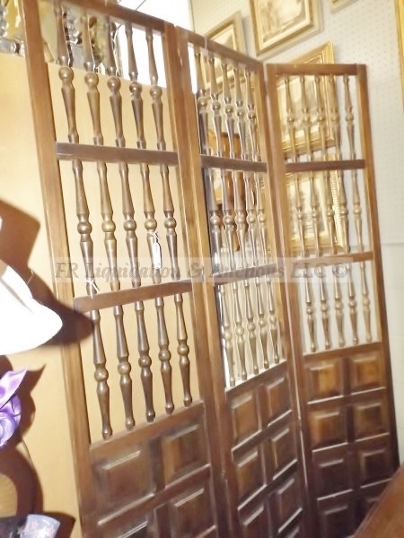 lot 83 image: Mid century privacy wall  room divider