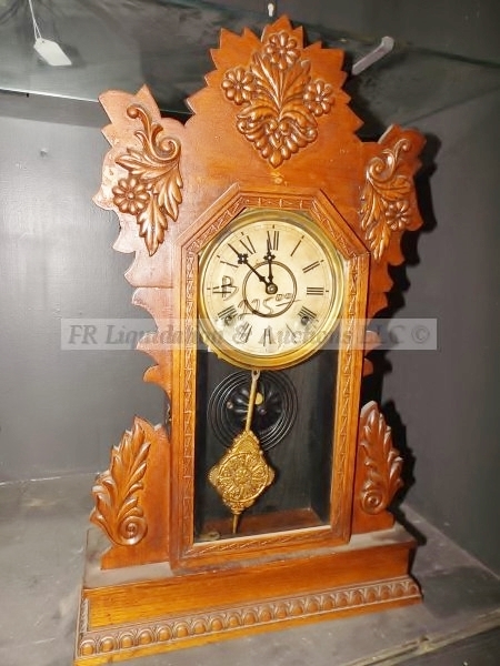 lot 118 image: Antique Gilbert clock company mantle clock