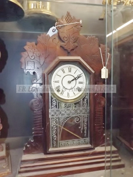 lot 133 image: Antique mantle clock