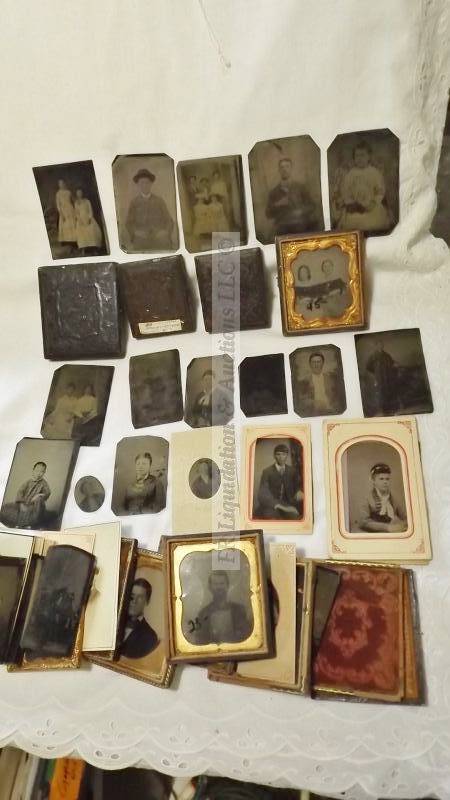 lot 837 image: Victorian and vintage daguerreotype photos