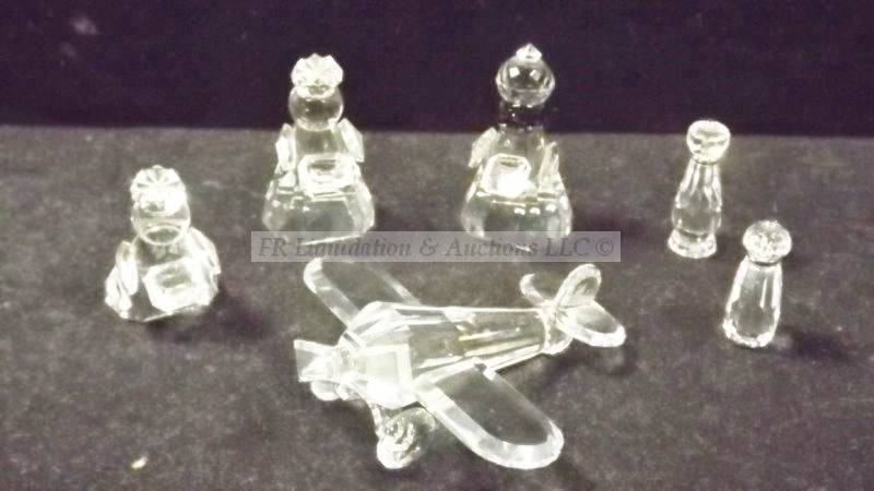 lot 791 image: Swarovski crystal
