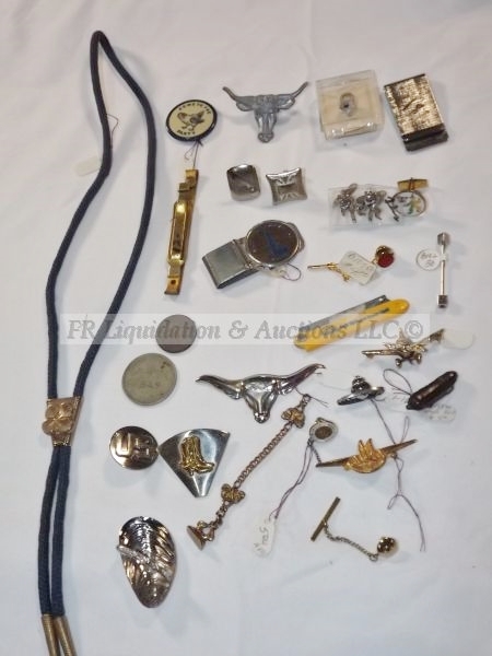 lot 486 image: Mens jewelry