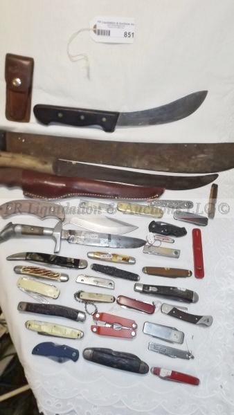 lot 851 image: Assorted knives