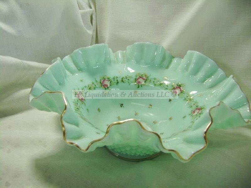lot 259 image: Fenton glass