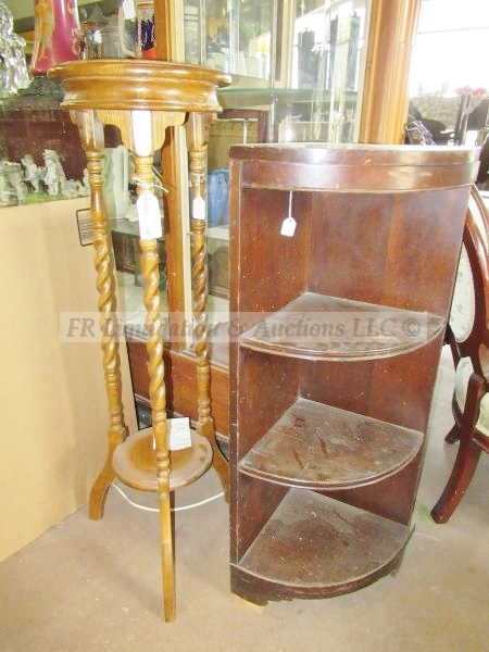 lot 221 image: Contemporary fern stand and corner etagere