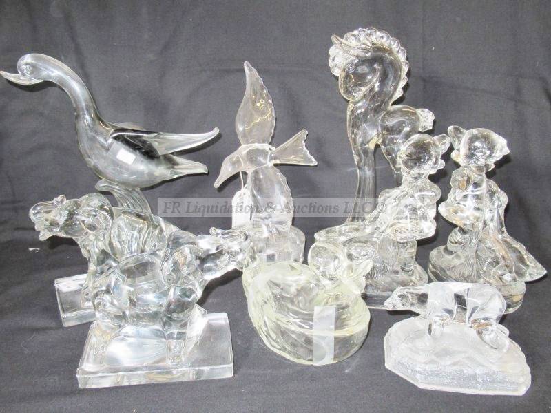 lot 233 image: Glass & Crystal animals