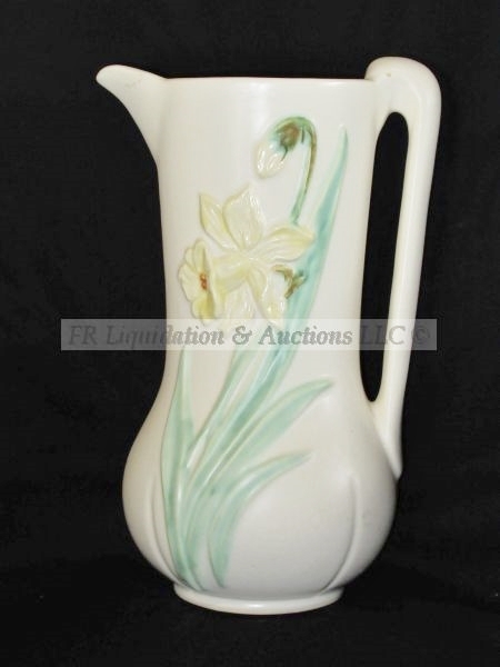 lot 243 image: 1930s Weller bouquet pitcher