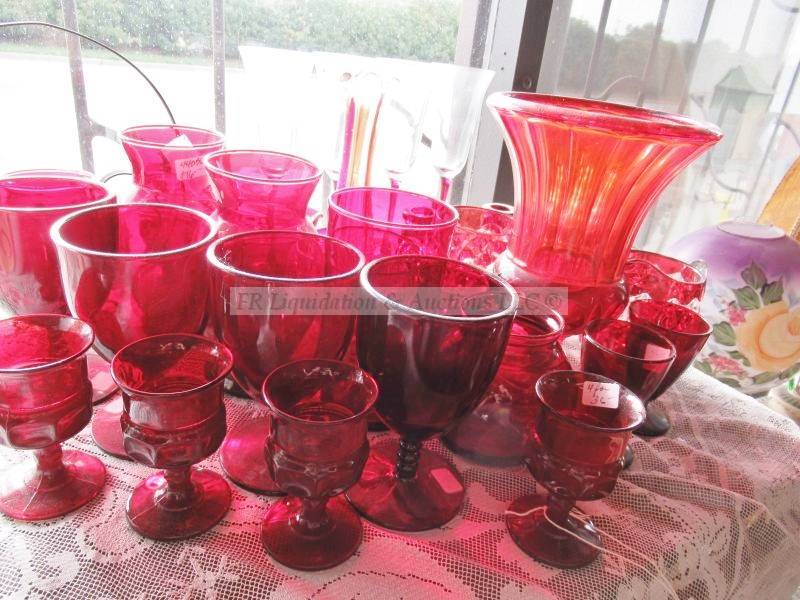 lot 277 image: Cranberry glass