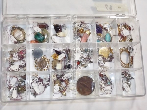 lot 530 image: Sterling and other charms