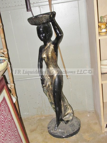 lot 754 image: Female statue