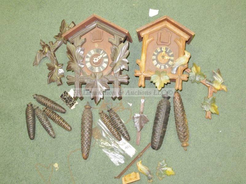 lot 735 image: Vintage cuckoo clocks