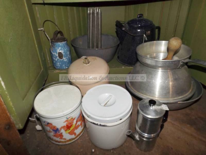 lot 691 image: Metal cookware