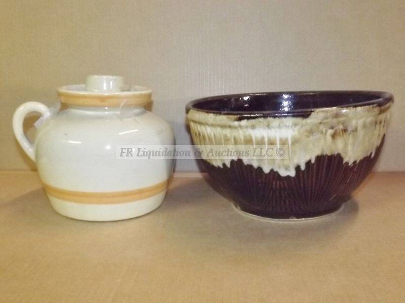 lot 710 image: Genuine Roseville pottery