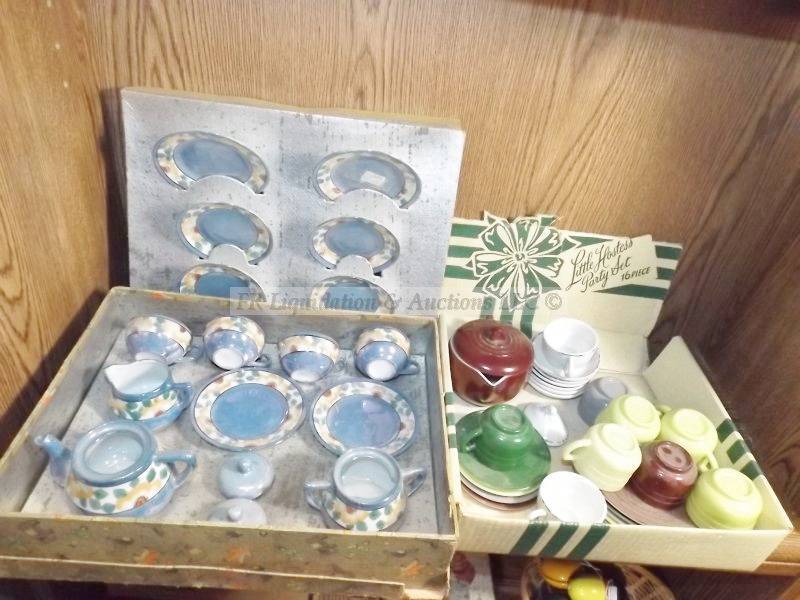 lot 631 image: Mid century ceramic toy tea serving set