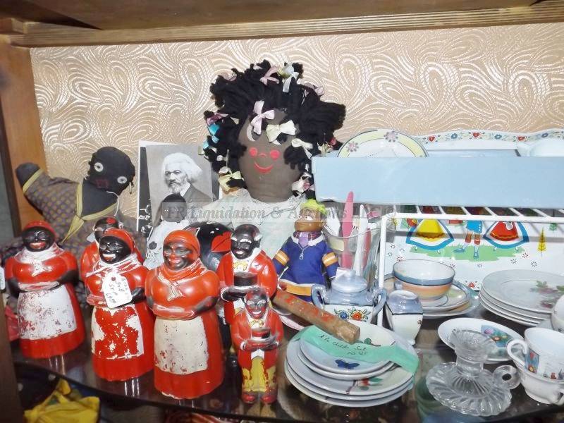 lot 443 image: Early century Ethnographic dolls, plastic black Americana