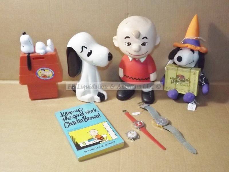 lot 449 image: 1950s Original Charlie Brown & Snoopy character banks and more