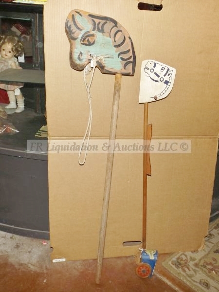 lot 461 image: Early 1960s Stick horses including Ben Hur racing chariot